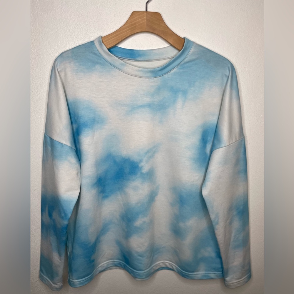 Tie Dye Baby blue and white women’s Long Sleeve Shirt